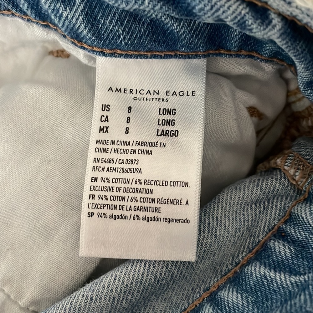 NWOT American Eagle Mom Jean - Picture 4 of 4